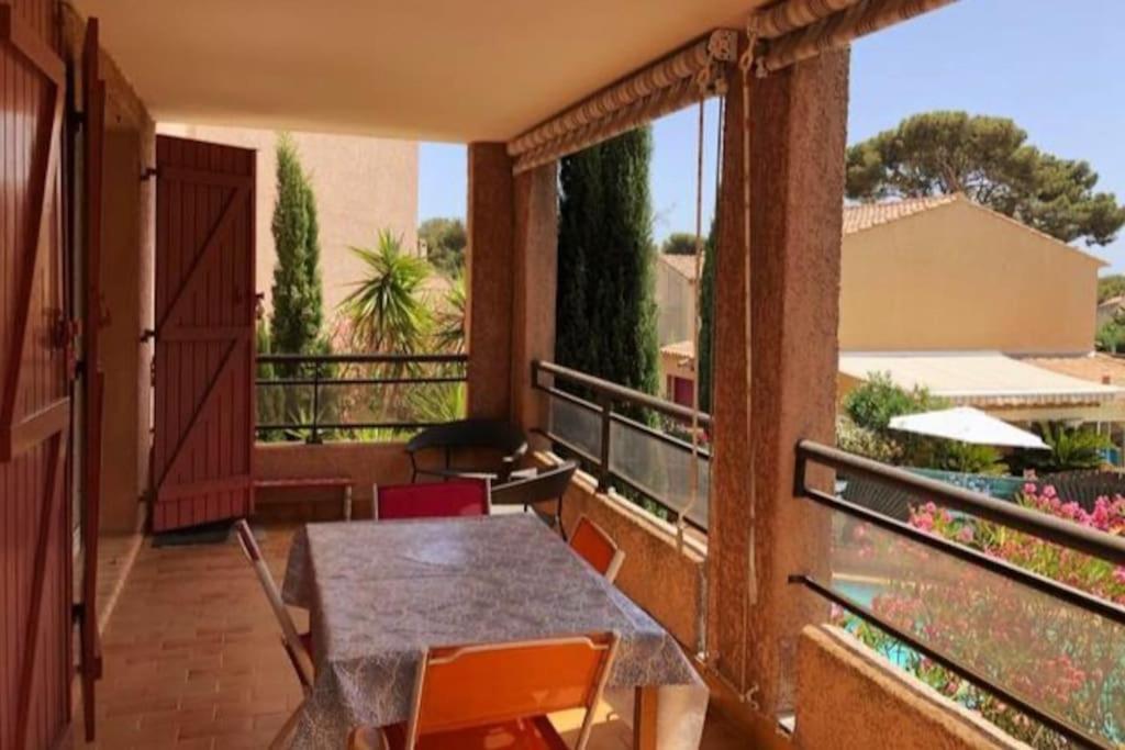 Appartement 60M2 - 2 Chambres A Une Minute Des Plages, Parking Prive Соссе-ле-Пен Экстерьер фото